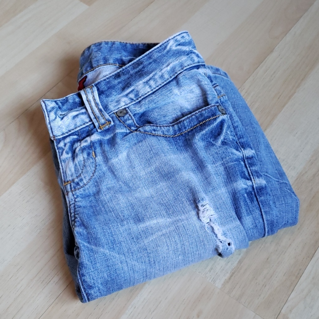 Guess Ripped Jeans